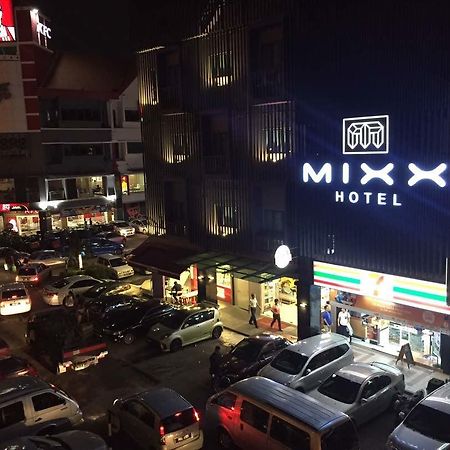 Mixx Express Hotel Sunway Petaling Jaya Exterior foto